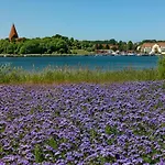 Doppelhaeuser Hus An De Waterkant Casa de Férias